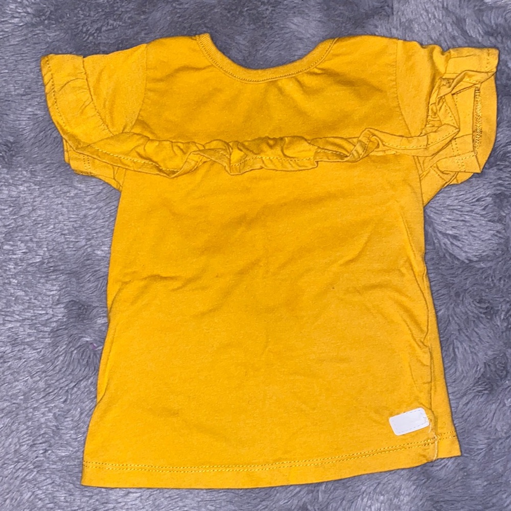 Adorable toddlers yellow shirt size 3T made in Bangladesh